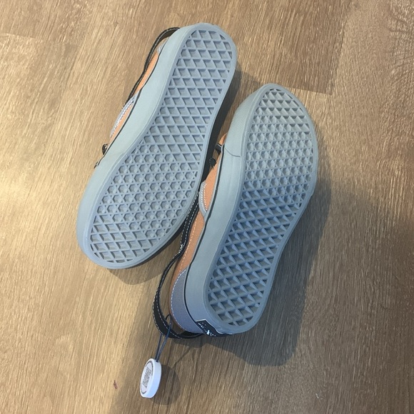 Nicole McLaughlin x Vans Vault Slip On - Picture 9 of 9